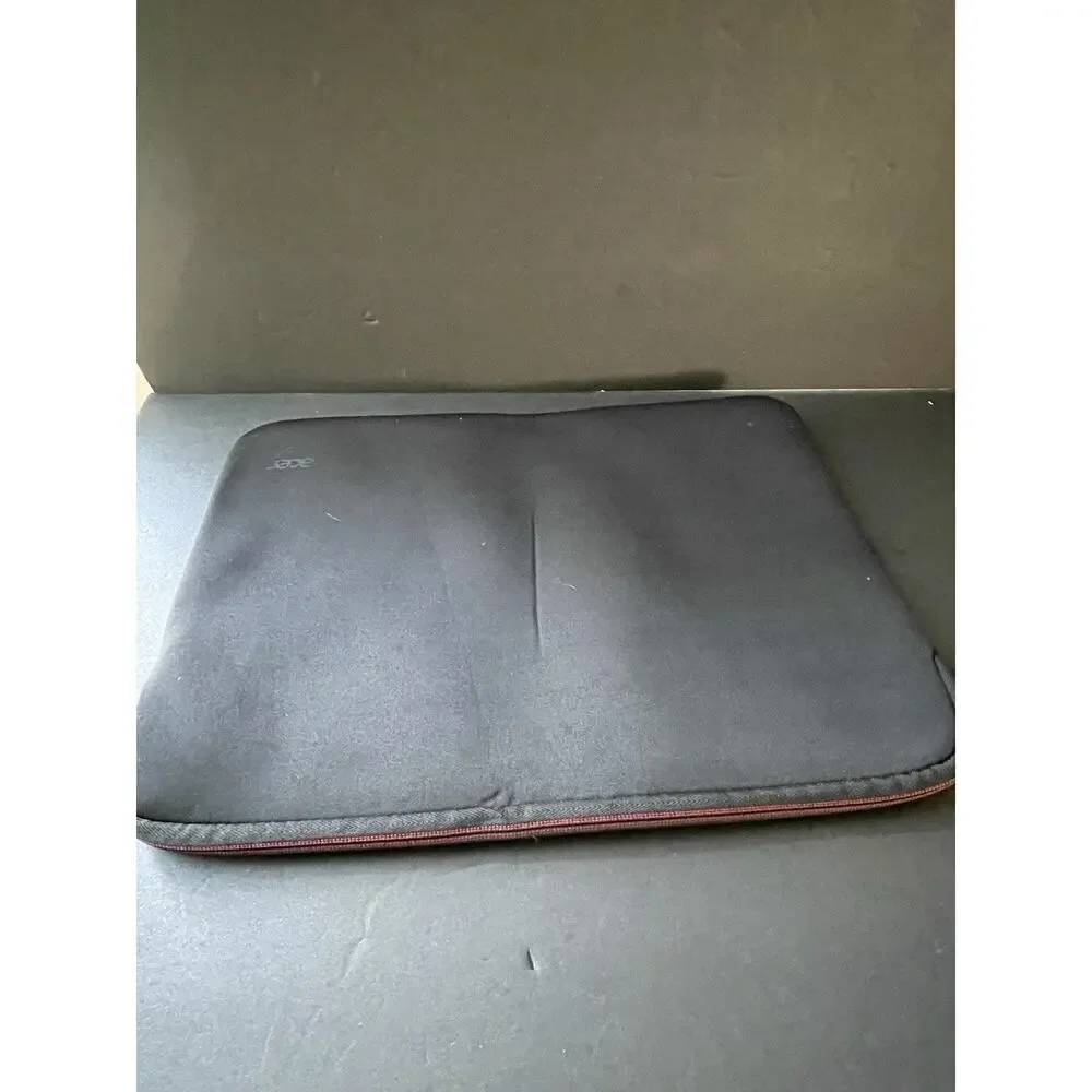 Acer Laptop Sleeve Black Padded Zippered Carrying Bag 15x10 Inch Career Office